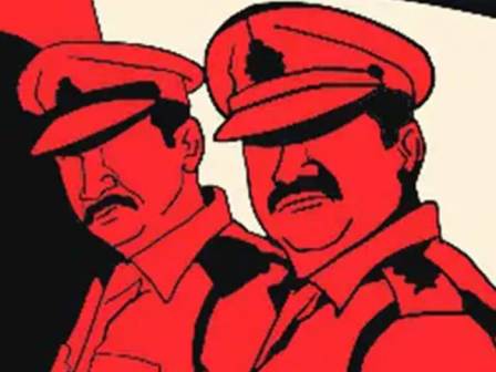 फर्जी मामला दर्ज करने वाले दरोगा सहित दो पुलिसकर्मी निलंबित…