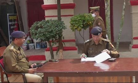 पुलिसकर्मी मौके पर जाकर जांच कर कार्यवाही करें: एसपी